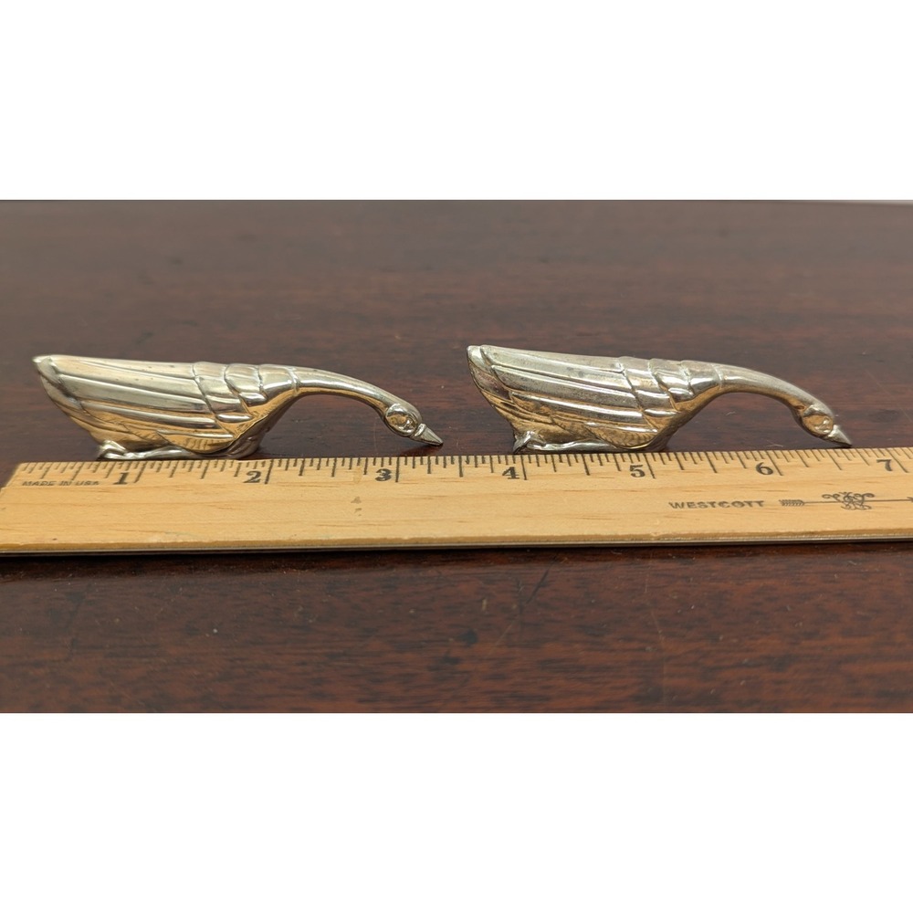 Vintage Pair Swan Knife Rests Silver Tone Bird Figural Tableware Unmarked 3" - Picture 4 of 7